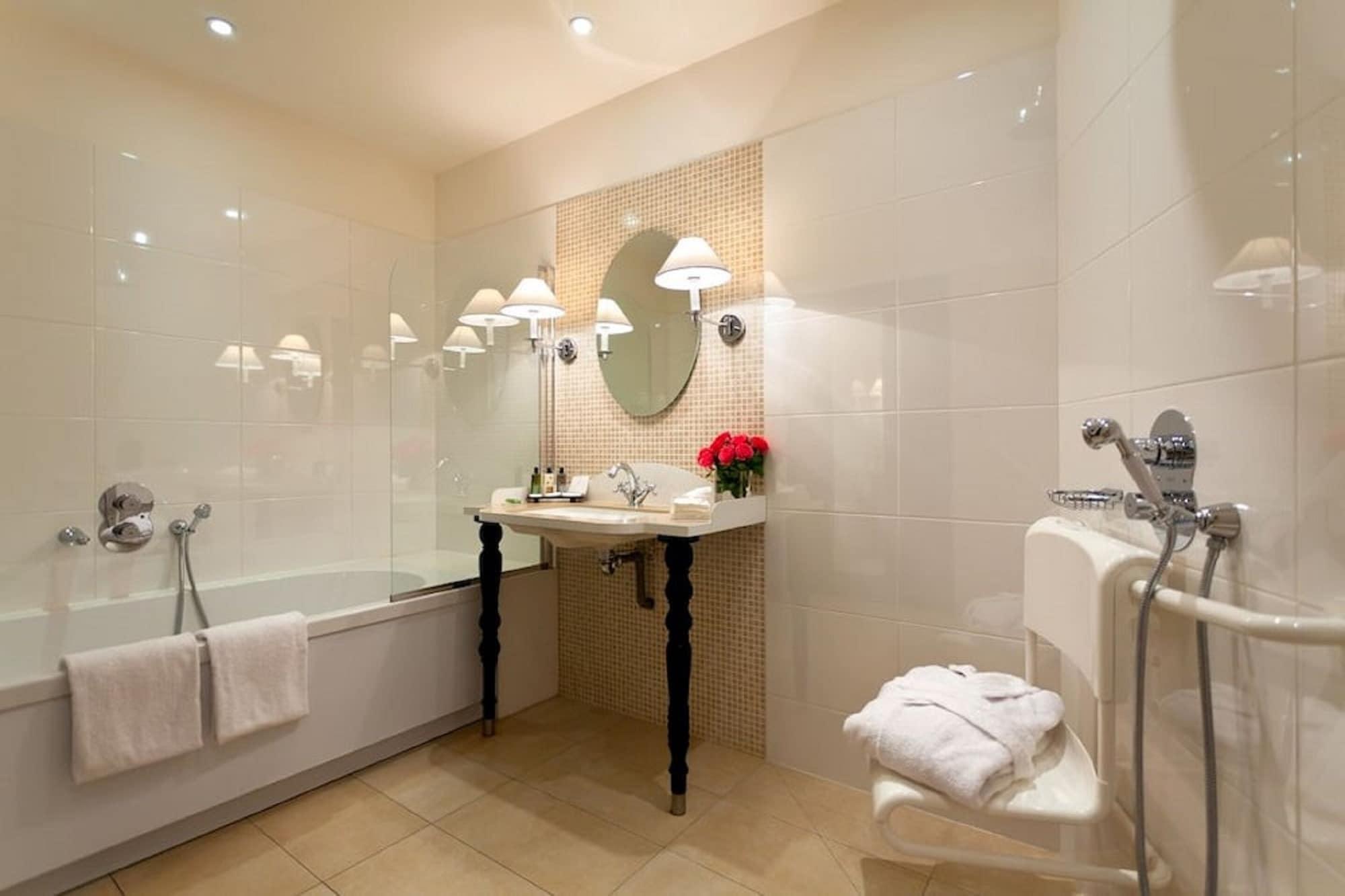 Hotel Fontaines Du Luxembourg Париж Екстериор снимка