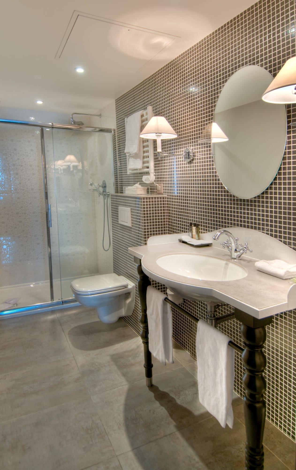 Hotel Fontaines Du Luxembourg Париж Стая снимка